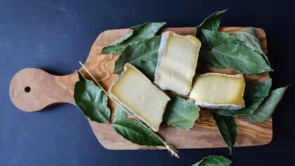 Les amateurs de fromage doivent faire attention aux rappels de produits en cours