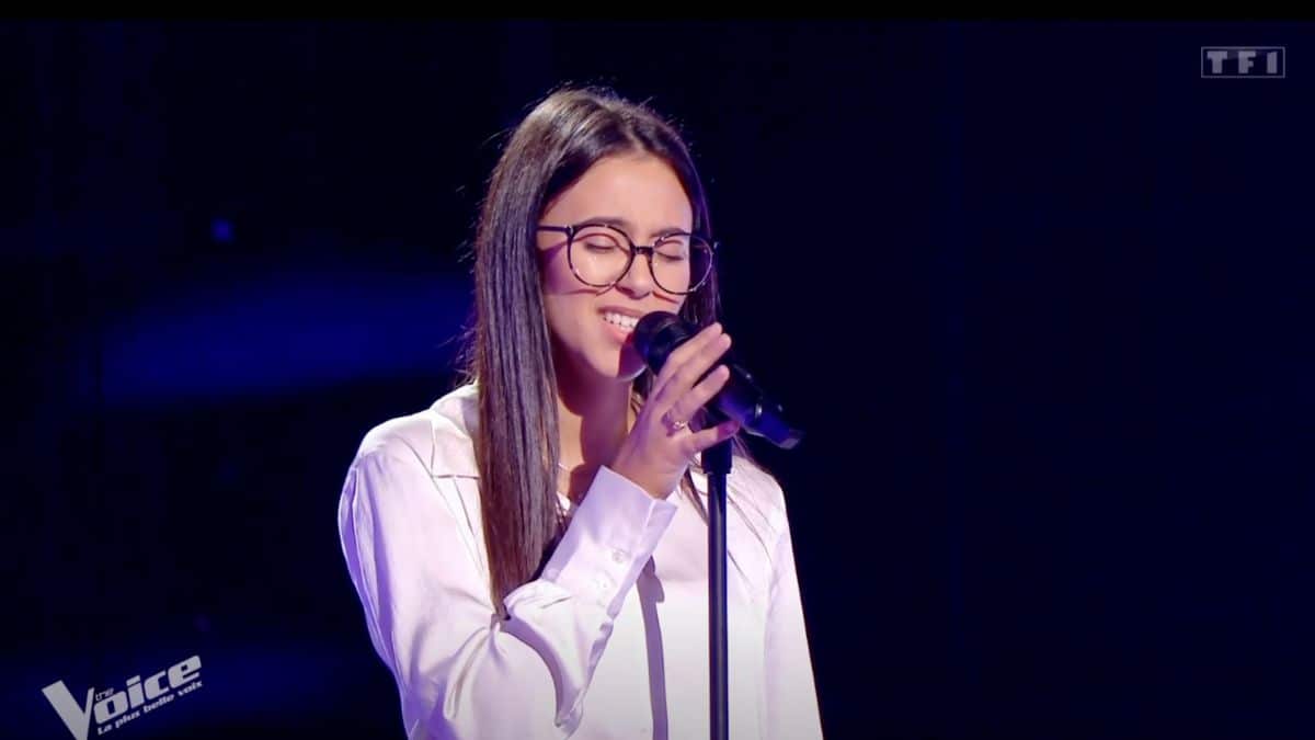 Selma lors de son audition dans The Voice 13