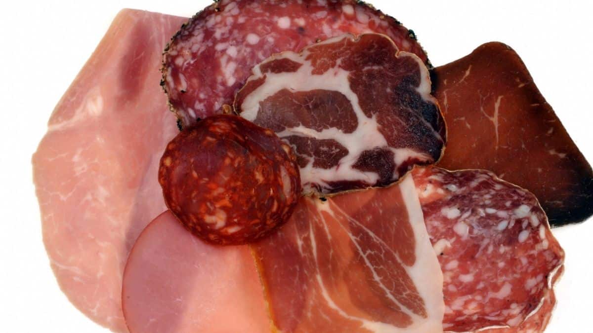 Ce plateau de charcuterie peut vous mettre en danger