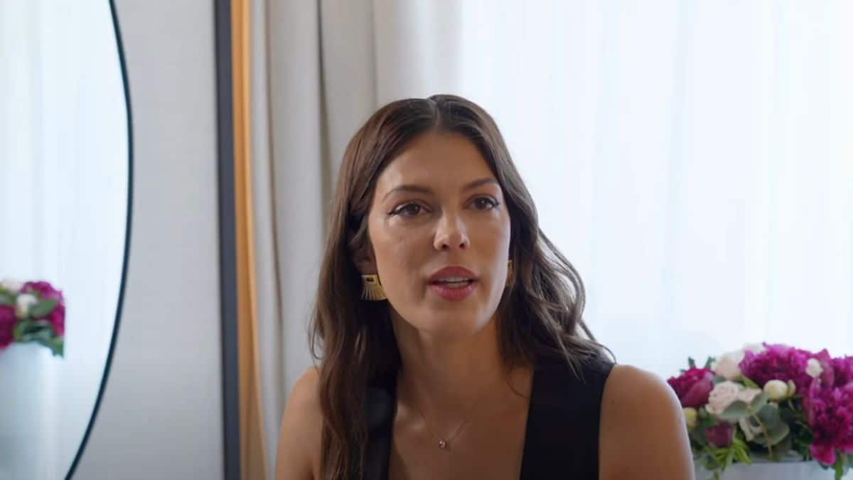 Iris Mittenaere face à Louise Aubery