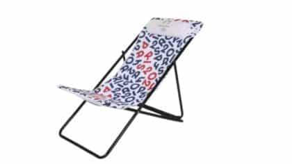 Cette chaise aux couleurs des JO de Paris 2024