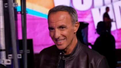 Nikos Aliagas dans The Voice Kids le 17 août 2024