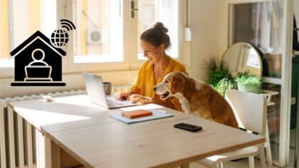 Femme en télétravail