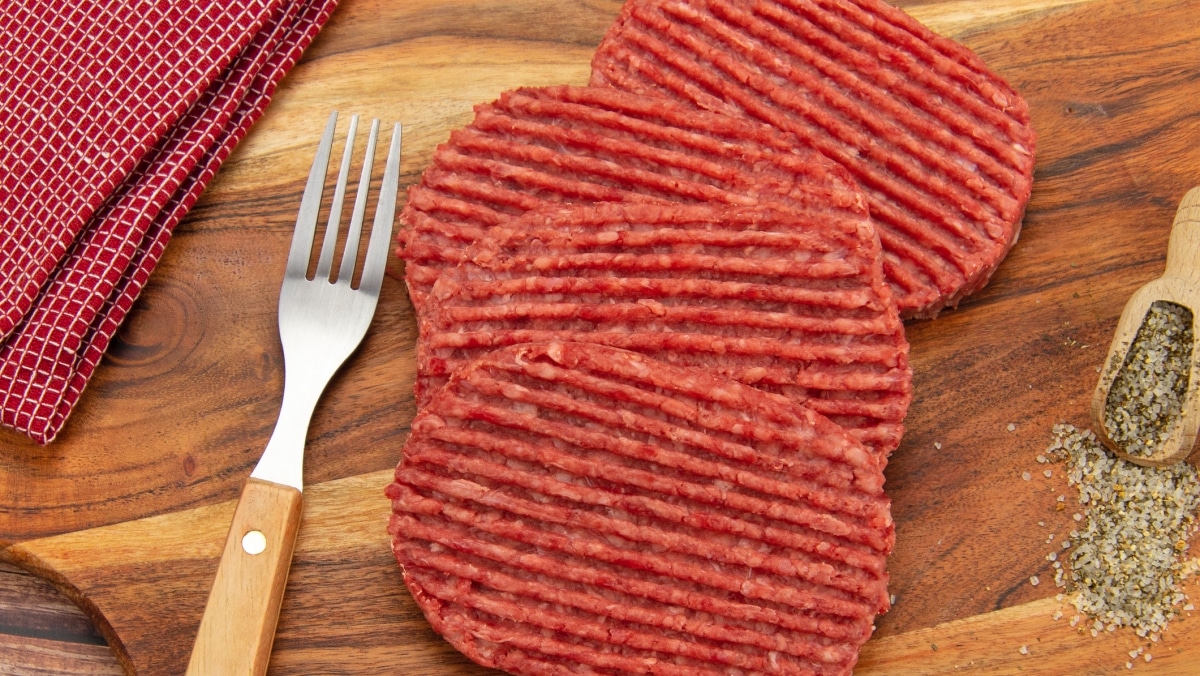 Des steaks hachés contaminés à la salmonelle rappelés dans toute la France