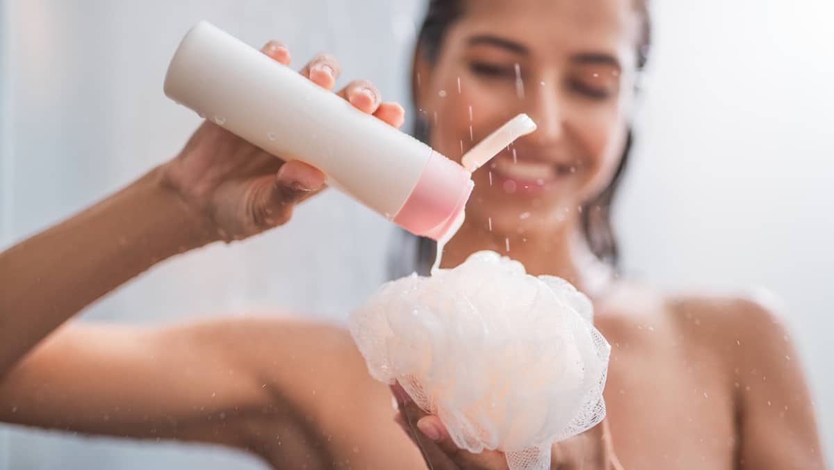 60 millions de consommateurs alerte sur ces shampoings et gels douche