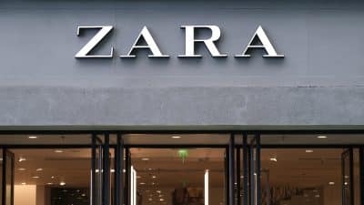 Zara : l’enseigne de mode propose une chemise « chic » à moins de 30 euros !