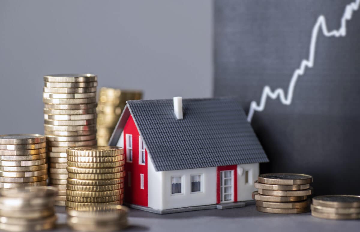 Crédit immobilier : Le taux d'emprunt à 20 ans franchit les 5 %