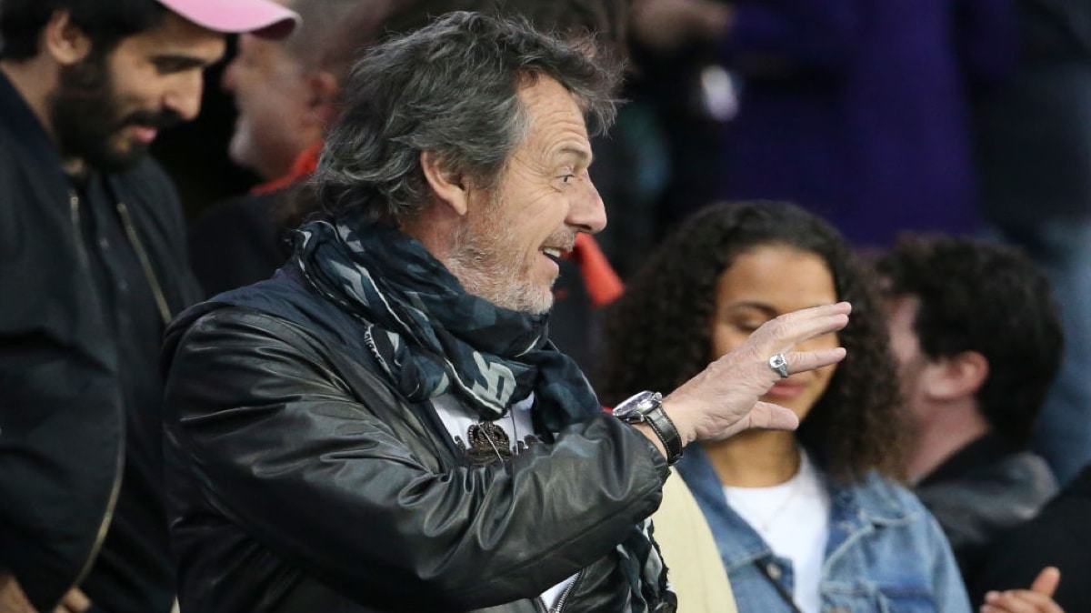 Jean-Luc Reichmann au stade du Parc des Princes le 17 avril 2022 à Paris, France